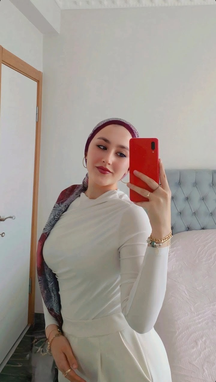 Gündüz Zeki Bayan Escort Ada