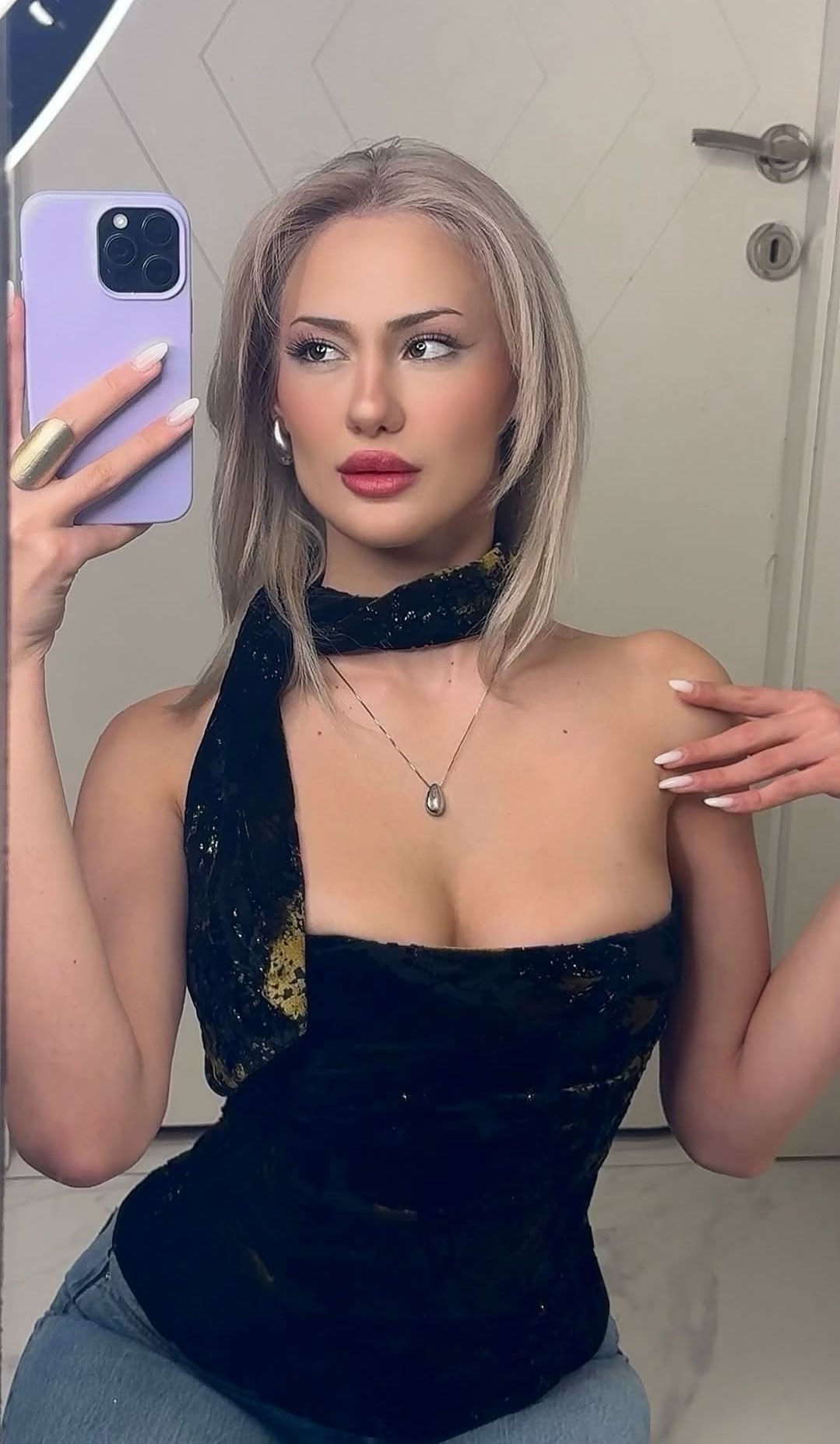 Alişar Kapalı Escort Mina